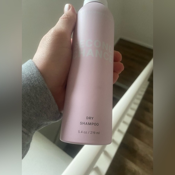 New Beachwaver Second Chance Dry Shampoo - Picture 3 of 5